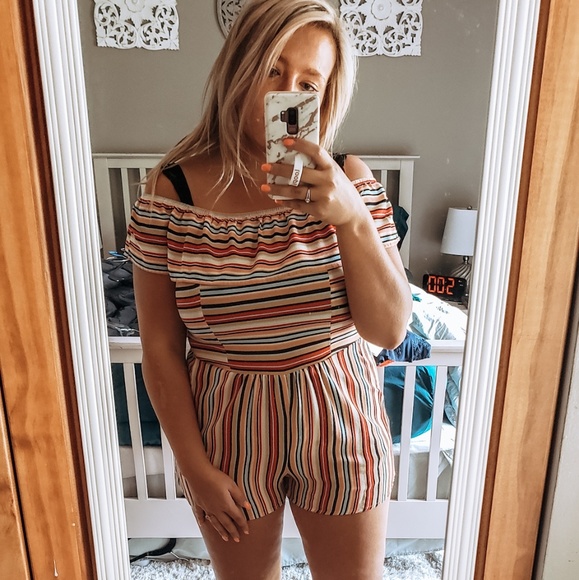 Xhilaration Dresses & Skirts - Short Sleeve Off the Shoulder Flounce Top Romper